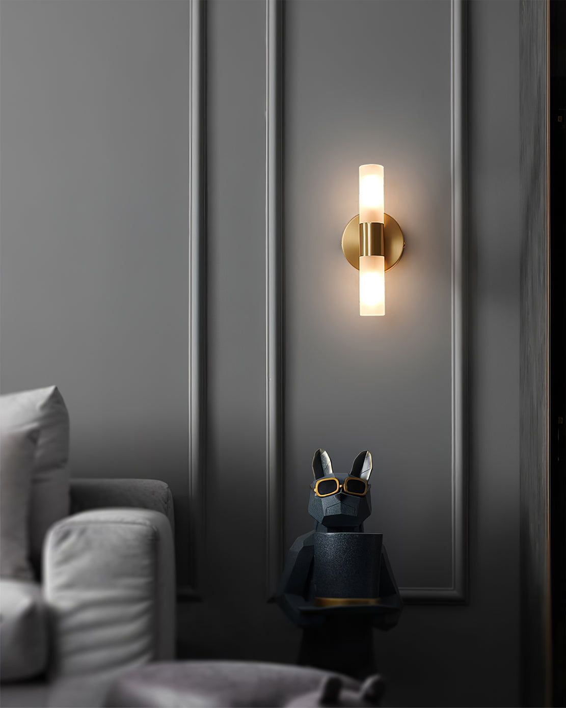 Applique murale moderne avec éclairage LED basse consommation pour chambre, couloir et salon | Luminaire d'intérieur classique en métal et verre