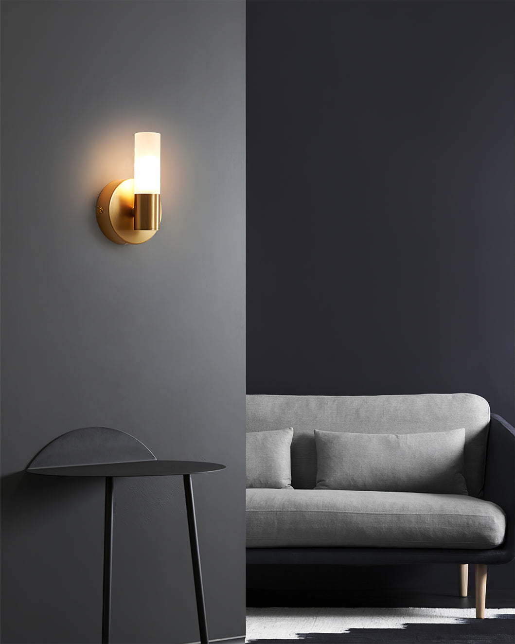 Applique murale moderne avec éclairage LED basse consommation pour chambre, couloir et salon | Luminaire d'intérieur classique en métal et verre