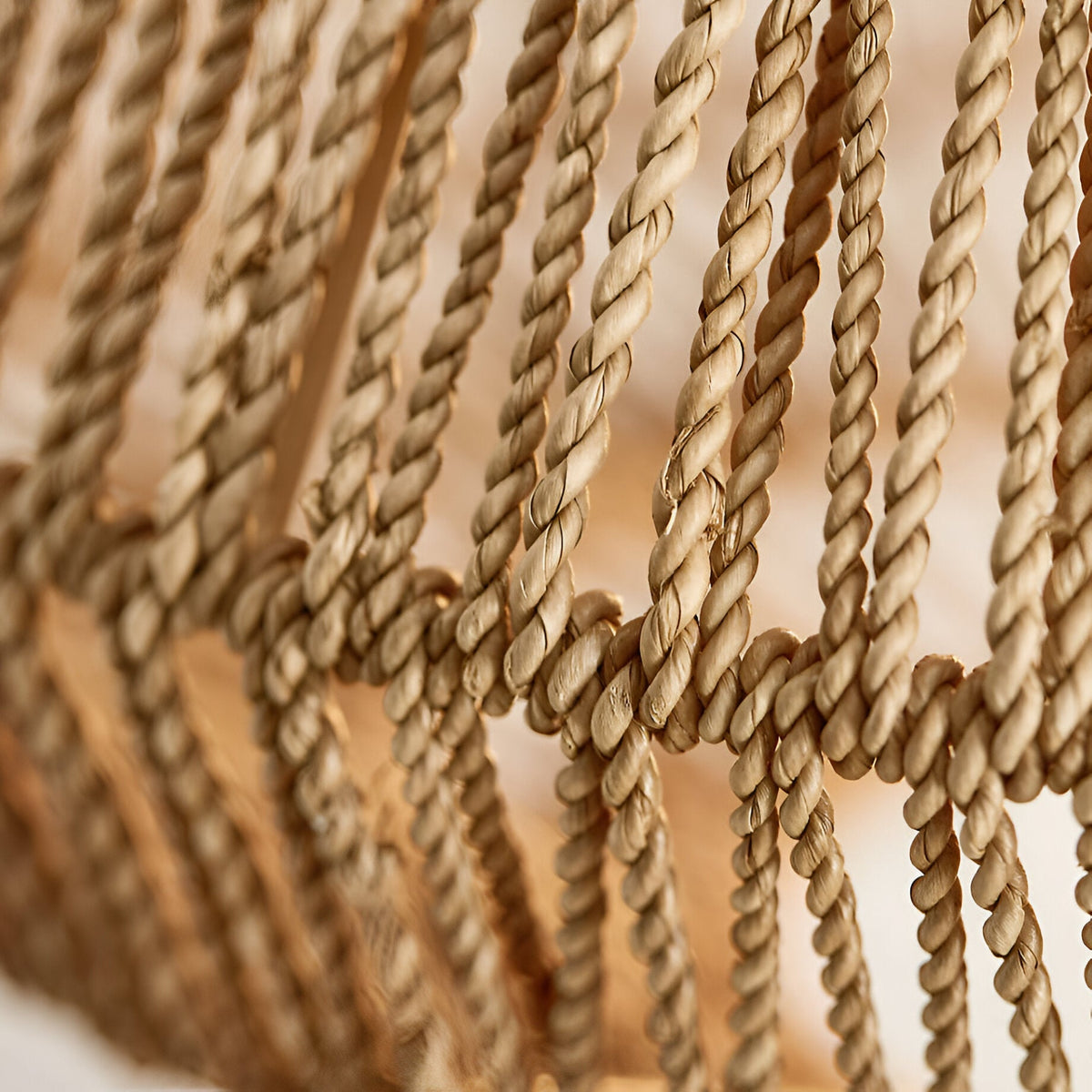 Woven Hanging Lamp Natural Fiber Shade Adjustable Height Ceiling Light for Dining Table Kitchen Island Bedroom Boho Coastal Japandi