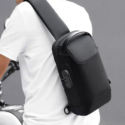 Ortekor Ortekor | Sac à bandoulière noir en matériau imperméable et fermeture antivol | Design élégant pour un usage quotidien