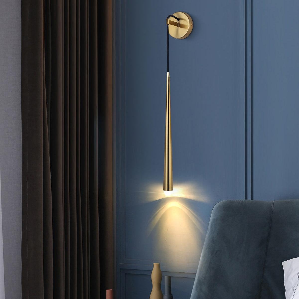 Applique murale LED conique en laiton, 15 po, liseuse verticale, éclairage de chevet et de couloir, luminaire moderne minimaliste en métal pour chambre à coucher
