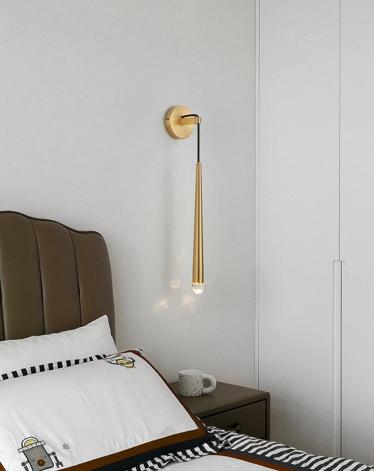 Applique murale LED conique en laiton, 15 po, liseuse verticale, éclairage de chevet et de couloir, luminaire moderne minimaliste en métal pour chambre à coucher