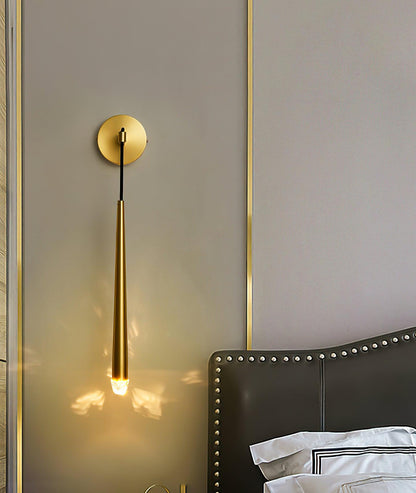 Applique murale LED conique en laiton, 15 po, liseuse verticale, éclairage de chevet et de couloir, luminaire moderne minimaliste en métal pour chambre à coucher