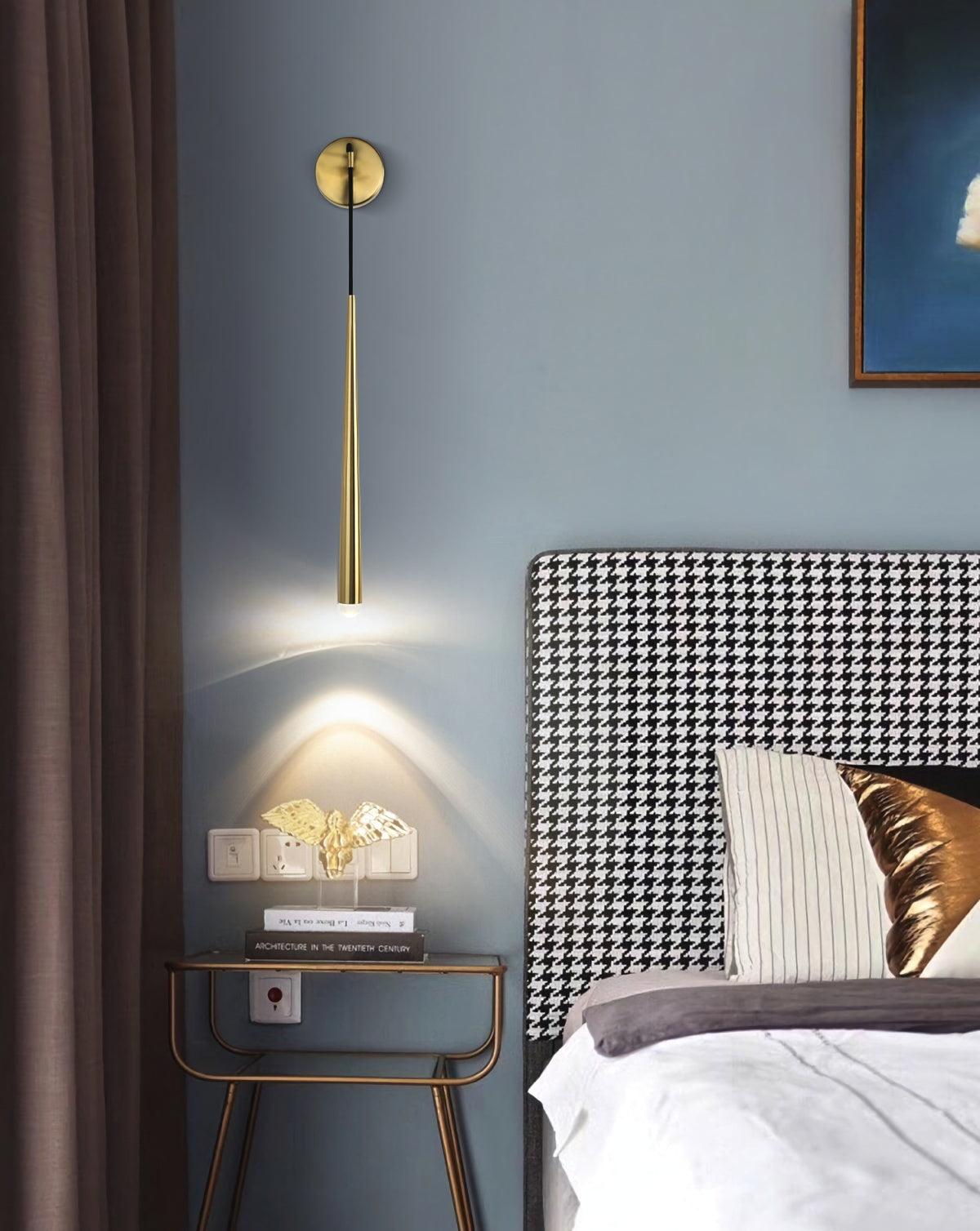 Applique murale LED conique en laiton, 15 po, liseuse verticale, éclairage de chevet et de couloir, luminaire moderne minimaliste en métal pour chambre à coucher