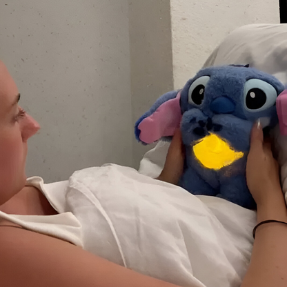 Peluche avec mouvement de respiration, jouet en peluche doux avec veilleuse et berceuse, jouet sensoriel pour enfants et adultes