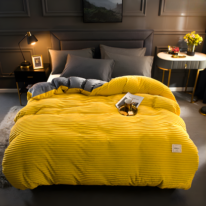 Reversible Fleece Comforter Set with Matching Pillowcase | Ultra-Soft Double-Layer Bedding for Cold Nights | Cozy Winter Duvet