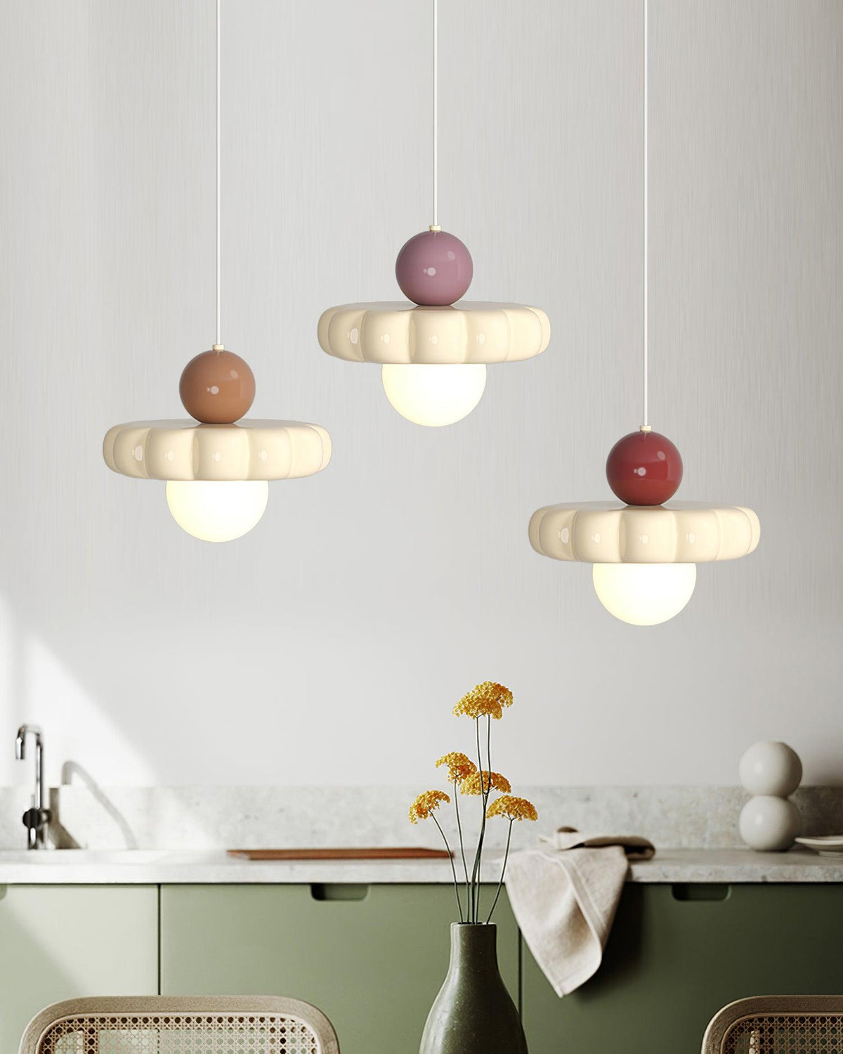 Suspension globe rétro avec abat-jour incurvé – Luminaire de plafond à douille G9 pour salle à manger, cuisine, chambre – Lampe suspendue moderne réglable