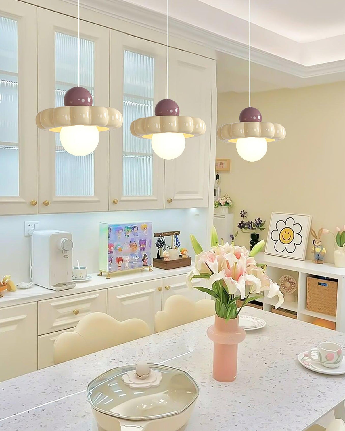 Suspension globe rétro avec abat-jour incurvé – Luminaire de plafond à douille G9 pour salle à manger, cuisine, chambre – Lampe suspendue moderne réglable