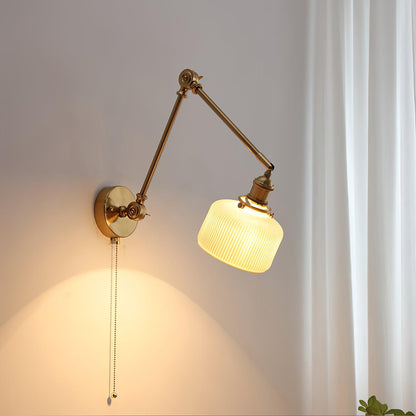 Applique de lecture à bras articulé avec abat-jour en céramique | Lampe murale de chevet orientable avec interrupteur à tirette | Éclairage de travail moderne en laiton pour chambre à coucher