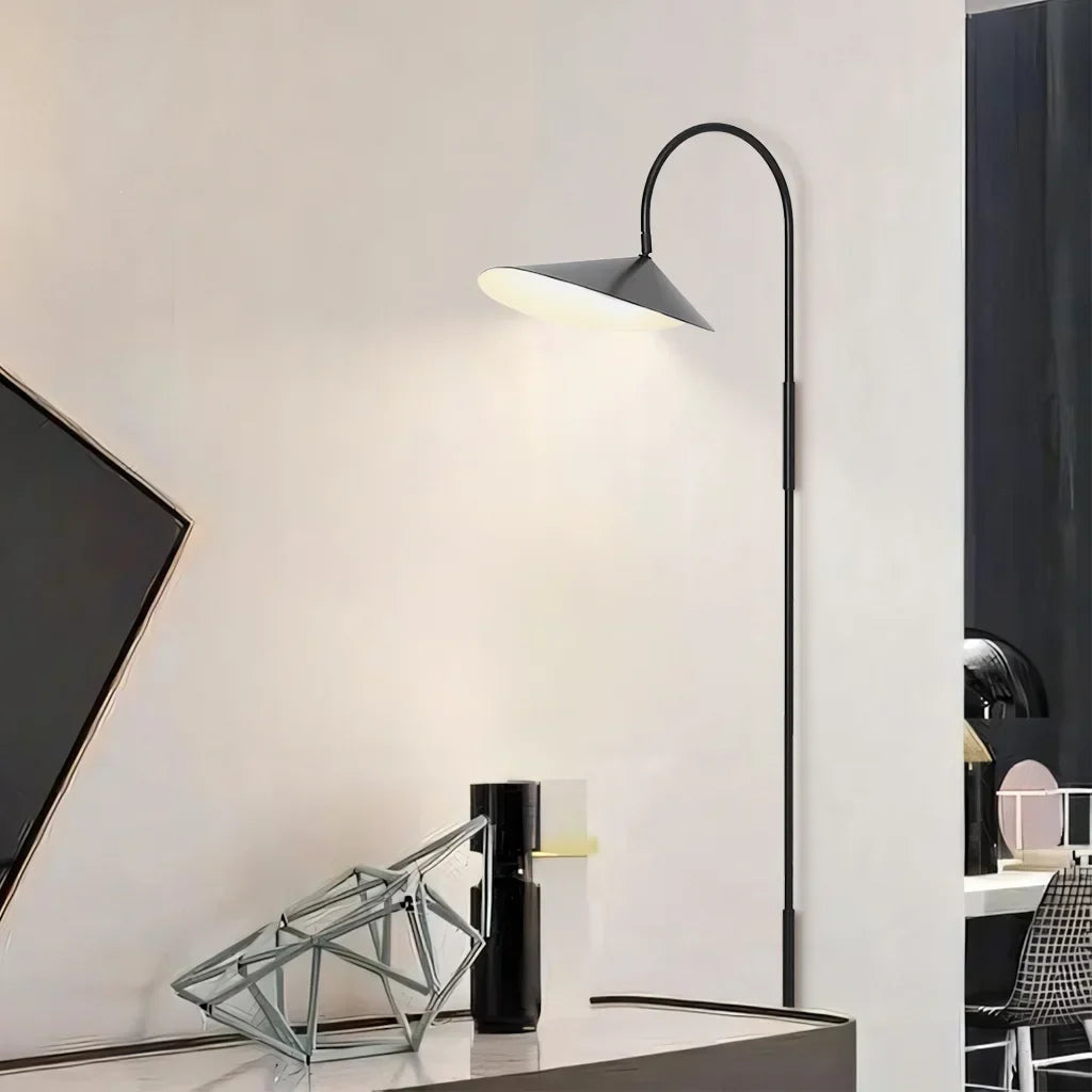 Swing-Arm Sconce with Leaf Shade for Bedroom & Study – Directional Reading Light, Rotatable Design, Metal Construction – Black or Cashmere F