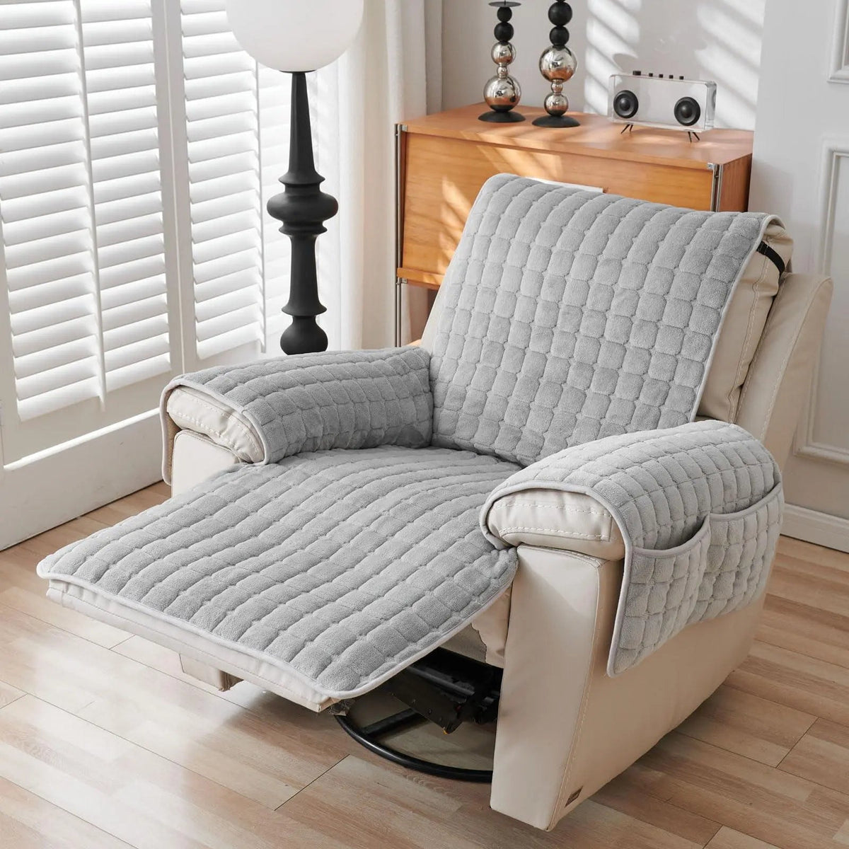 Housse de fauteuil relax Ortekor ComfortGuard | Avec sangles élastiques et microfibre lavable | Protection élégante pour les maisons avec enfants et animaux