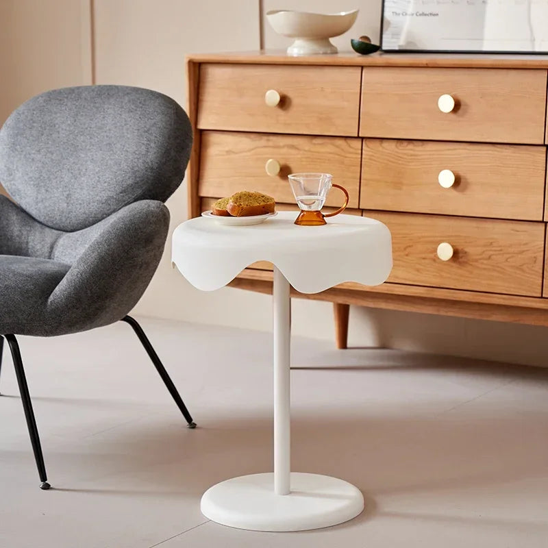 Compact Minimalist Side Table for Living Room and Bedroom – Scandinavian Design