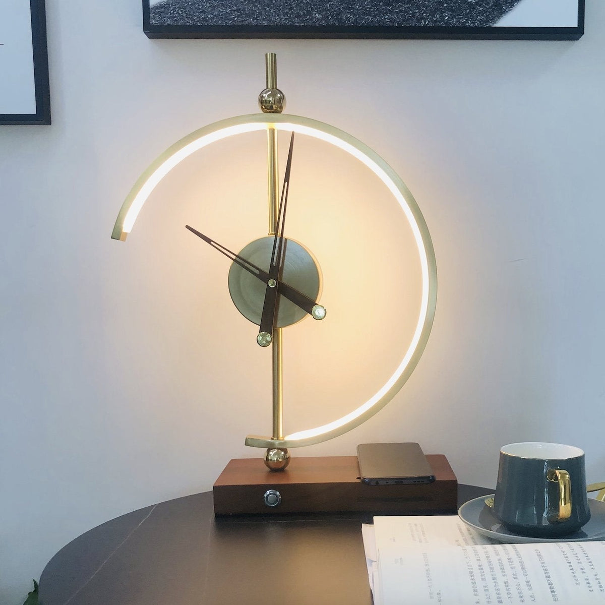LED Desk Lamp with Wireless Charging Pad and Clock Display for Bedroom Nightstand Office Table Adjustable Brightness Qi Compatible 10W