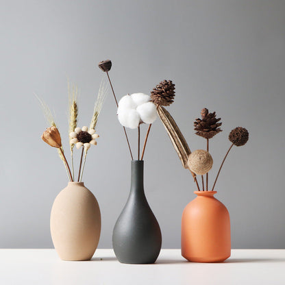 Contemporary Ceramic Vase with Matte Finish – Handmade Pottery for Modern Decor