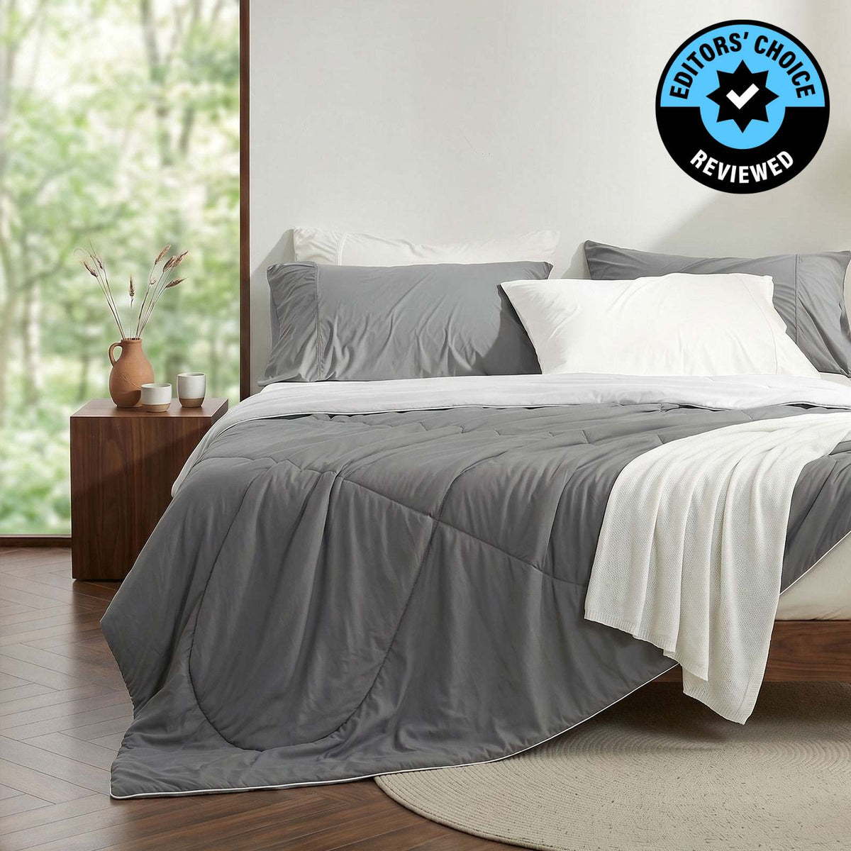 Cooling Comforter | Lightweight Breathable Design with Advanced Cooling Fabric | Ideal for Hot Sleepers