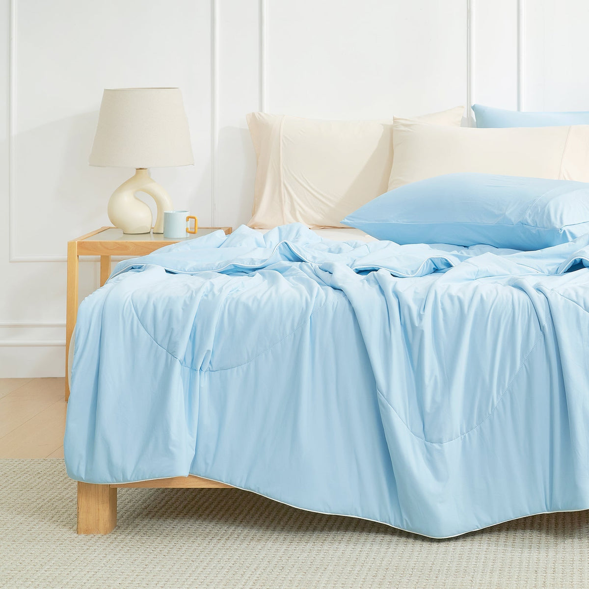 Cooling Comforter | Lightweight Breathable Design with Advanced Cooling Fabric | Ideal for Hot Sleepers