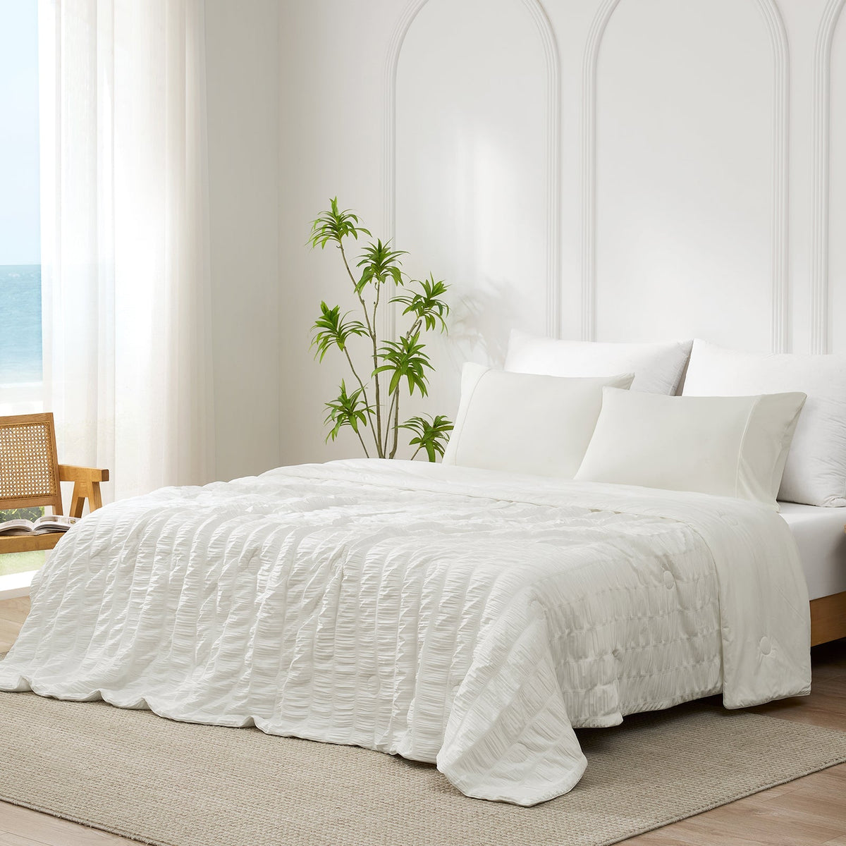 Couette rafraîchissante | Design léger en seersucker à rayures verticales | Tissu respirant pour les dormeurs qui ont chaud