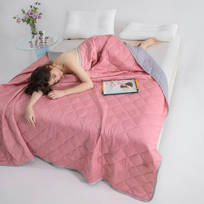 Ortekor Cooling Summer Comforter with Dual-Sided Fabric | Breathable & Soft for Ultimate Comfort