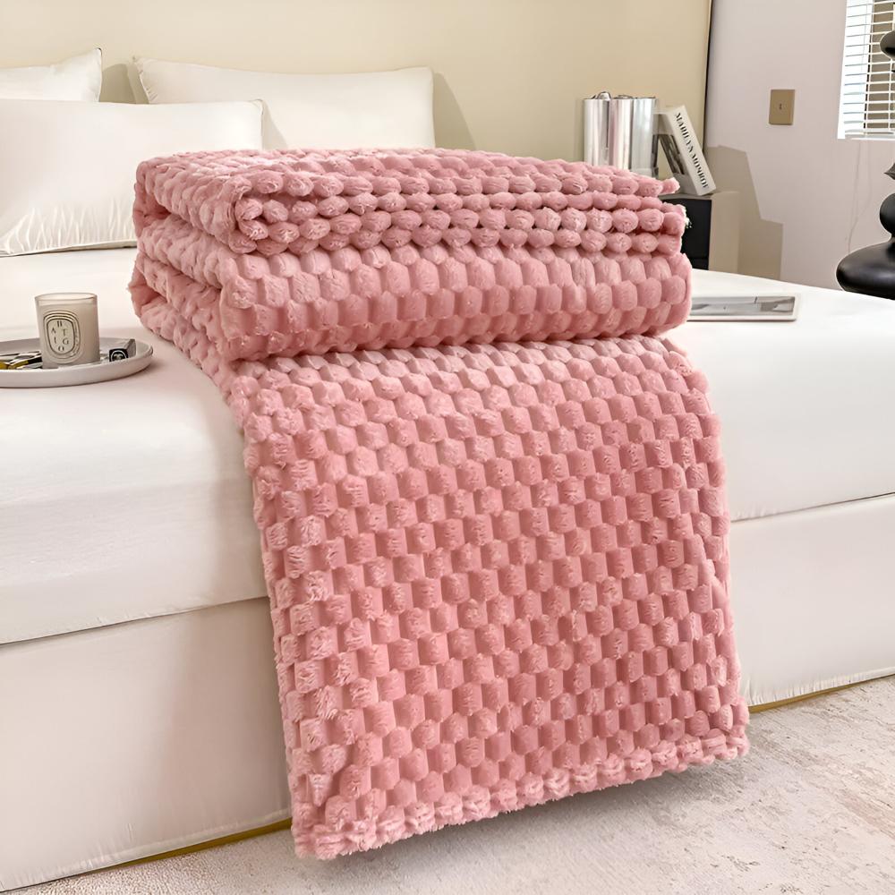 Geometric Plush Fleece Throw Blanket – Soft Polyester for Couch, Bed & Year-Round Warmth in Living Room, Bedroom