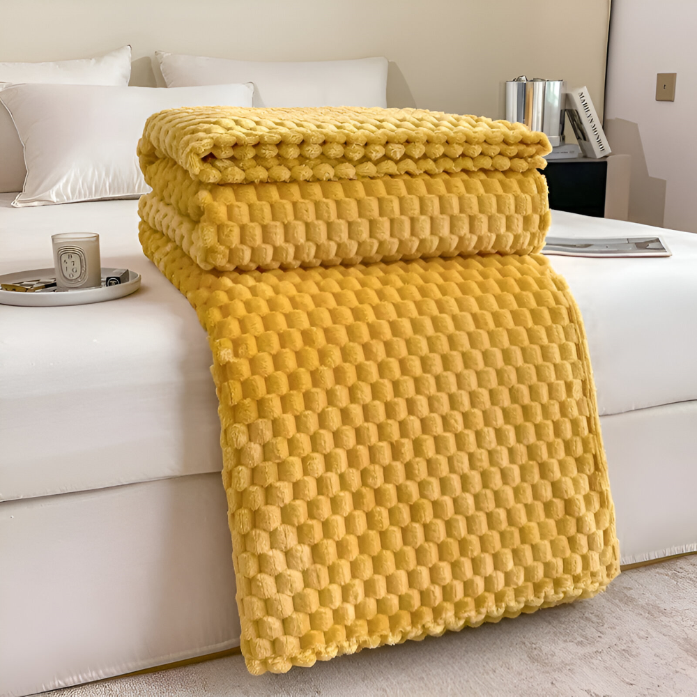 Geometric Plush Fleece Throw Blanket – Soft Polyester for Couch, Bed & Year-Round Warmth in Living Room, Bedroom