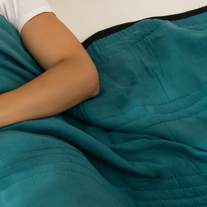 Cozy Comfort | Lightweight All-Season Quilt for Double Bed with Breathable Design | Versatile Bedding Solution