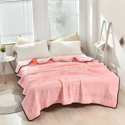 Cozy Comfort | Lightweight All-Season Quilt for Double Bed with Breathable Design | Versatile Bedding Solution