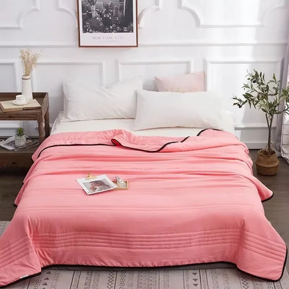 Cozy Comfort | Lightweight All-Season Quilt for Double Bed with Breathable Design | Versatile Bedding Solution