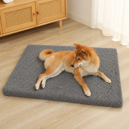 Lit pour chien en mousse à mémoire de forme orthopédique Ortekor avec housse en fausse fourrure lavable (base imperméable antidérapante)