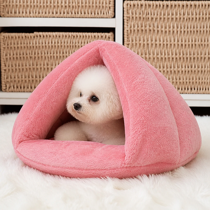 Ortekor Thick Plush & Insulated Triangle Kennel Mat