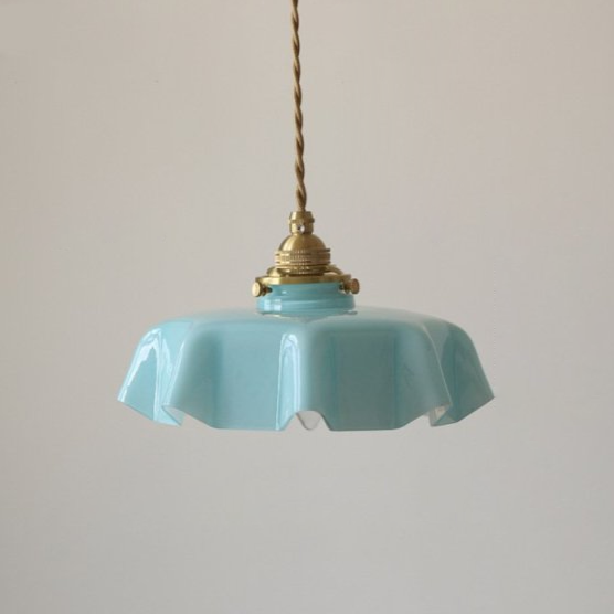Suspension en verre rétro « Fleur drapée » – Design floral élégant aux couleurs pastel