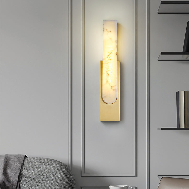 Elegant Marble Wall Lamp with LED Light and Gold Accents – Chic Vertical Design