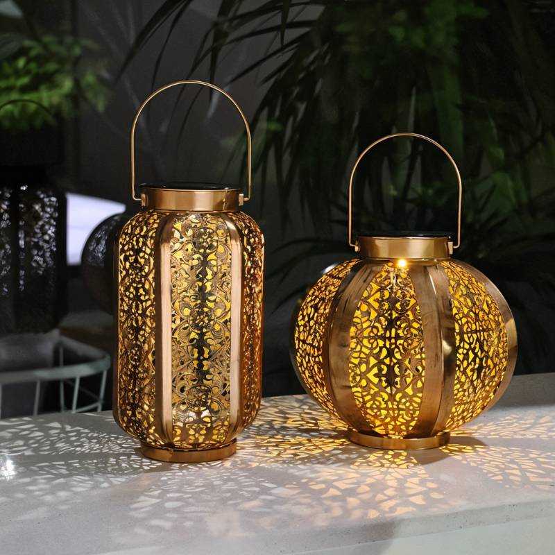 Lampes solaires de jardin élégantes | Conception en fer durable avec capteur crépusculaire automatique | Éclairage extérieur étanche pour une ambiance exceptionnelle