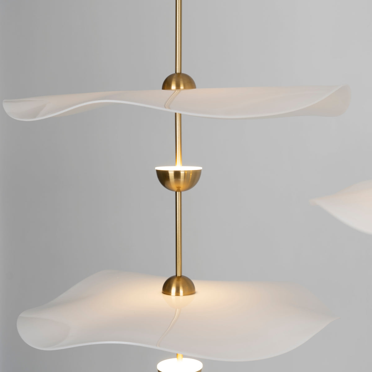 LED Pendant Light Fixture Gold Finish 16-24 in Hanging Chandelier for Kitchen Island Dining Room Living Room with Adjustable Rod Three Color