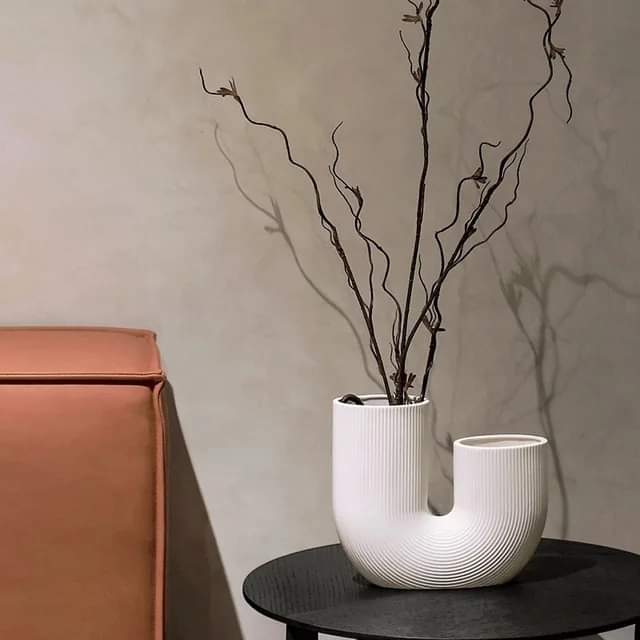 Curved Ceramic Vase for Table & Desk - Scandinavian Style Centerpiece - Modern Arch Design for Living Room & Office Decor - Geometric Home