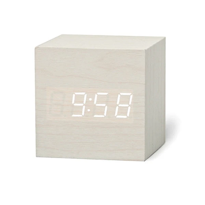 Radio-réveil numérique compact à LED carrées