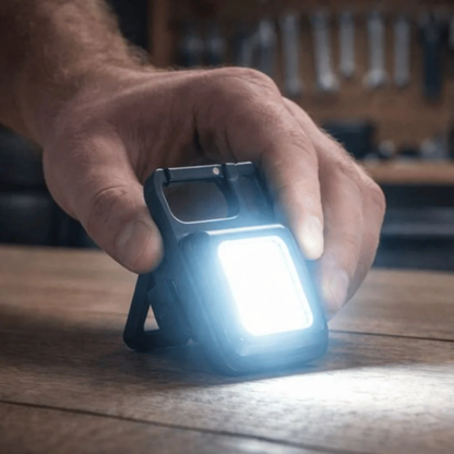 Lampe de poche compacte LED porte-clés