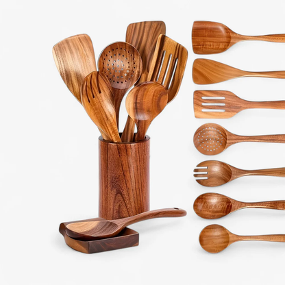 Ensemble d'ustensiles de cuisine en bois naturel