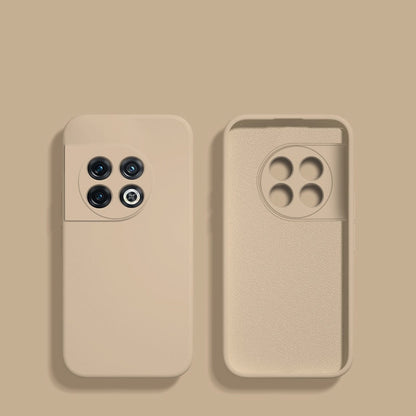 Soft-Touch Silicone Phone Case with Camera Protection for Android Models – Shock-Absorbing Cover with Raised Edges & Fingerprint-Resistant