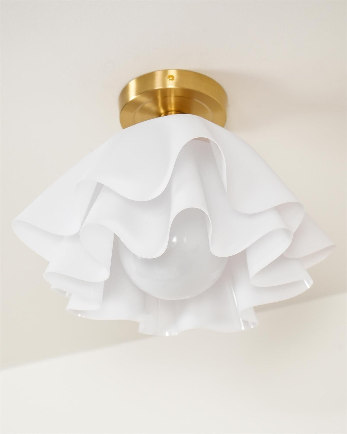Flush Mount Acrylic Folded Ceiling Light 12 in White for Bedroom Living Room Hallway Modern E27 LED Fixture Home Decor Overhead Lighting
