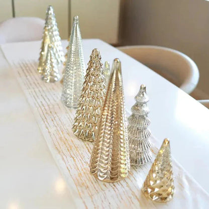 Ensemble de sapins de Noël lumineux Ortekor | Décoration de fêtes élégante avec minuterie et lumières ambrées pour une ambiance chaleureuse