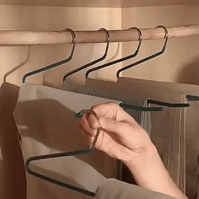 FlexiZ – Space-Saving Z Pants Hanger