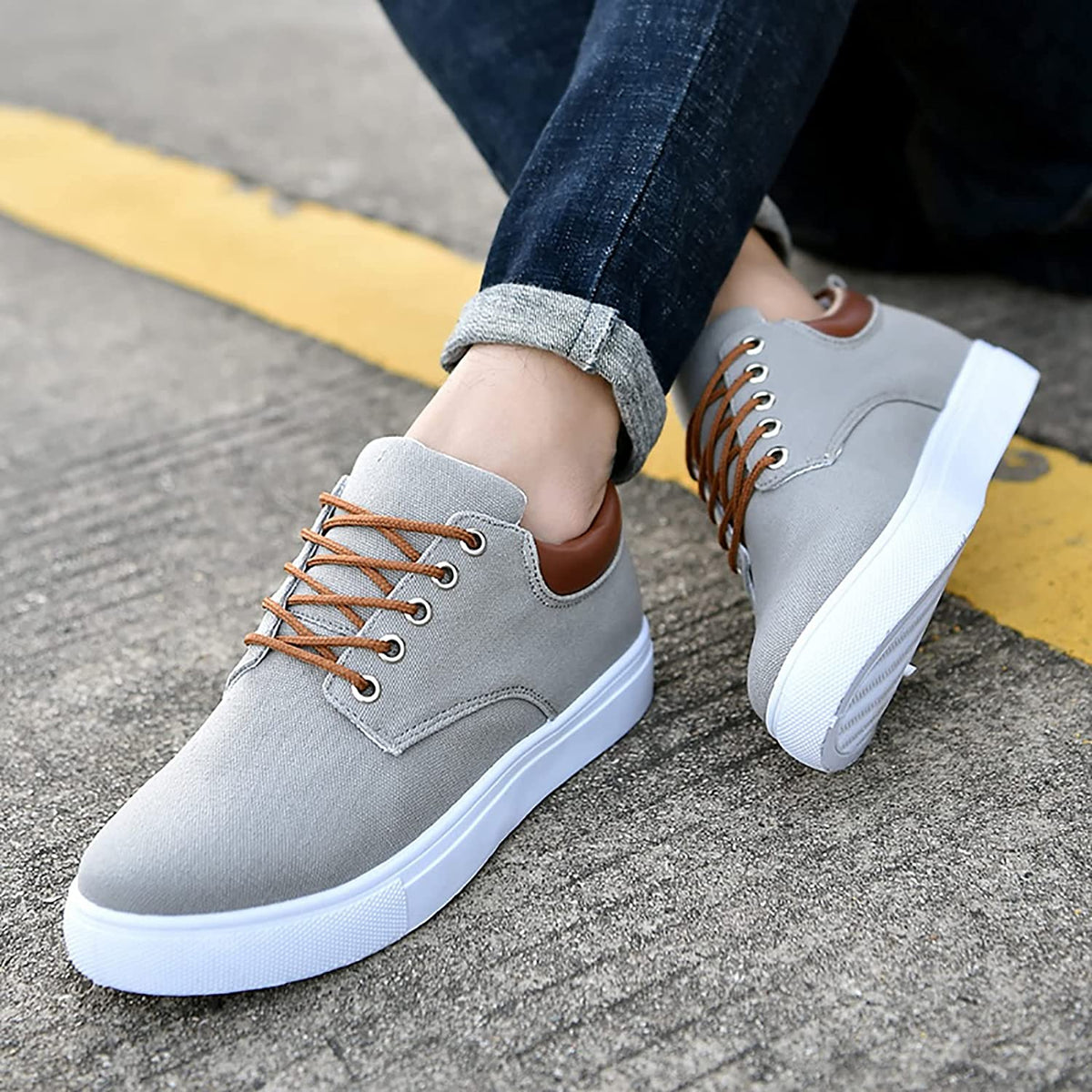 Canvas Sneakers for Men with Platform Sole – Casual Lace-Up Shoes for Work, Weekends & Everyday Wear