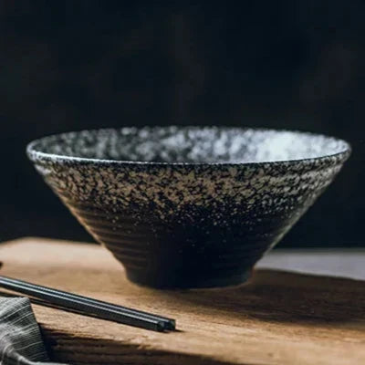 Handcrafted Ceramic Noodle Bowl 7 inch Asian-Inspired Soup Dish for Pho Udon Rice Meals Minimalist Dinnerware Versatile Kitchen Serving Piec