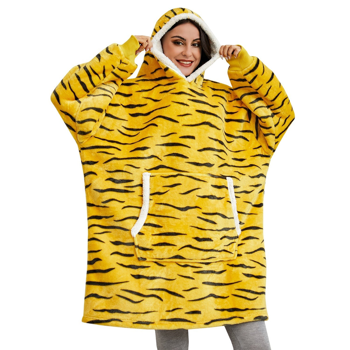 Oversized Wearable Blanket Hoodie with Pocket – Soft Fleece Throw for Couch & Bed – One Size Adults & Teens