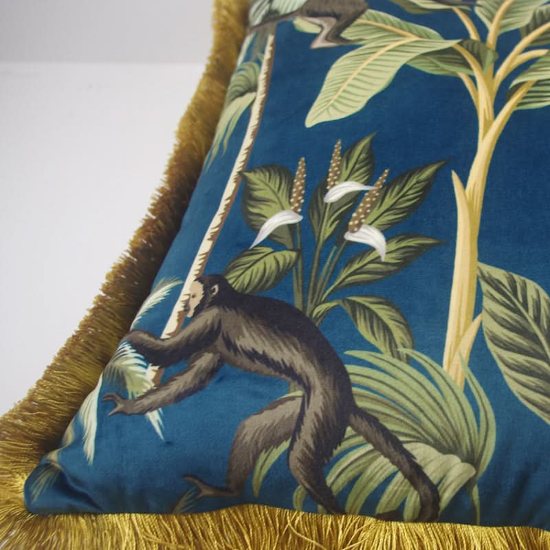JUNGLELIVA – Retro Jungle Animal Cushion Cover for Sofa Decor