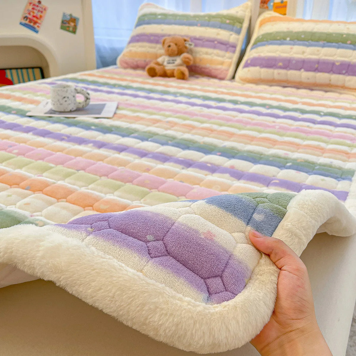 Cozy Dreams | Protège-matelas pour enfants avec motifs de dessins animés mignons | Confort doux et chaud pour l'hiver