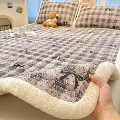 Cozy Dreams | Protège-matelas pour enfants avec motifs de dessins animés mignons | Confort doux et chaud pour l'hiver