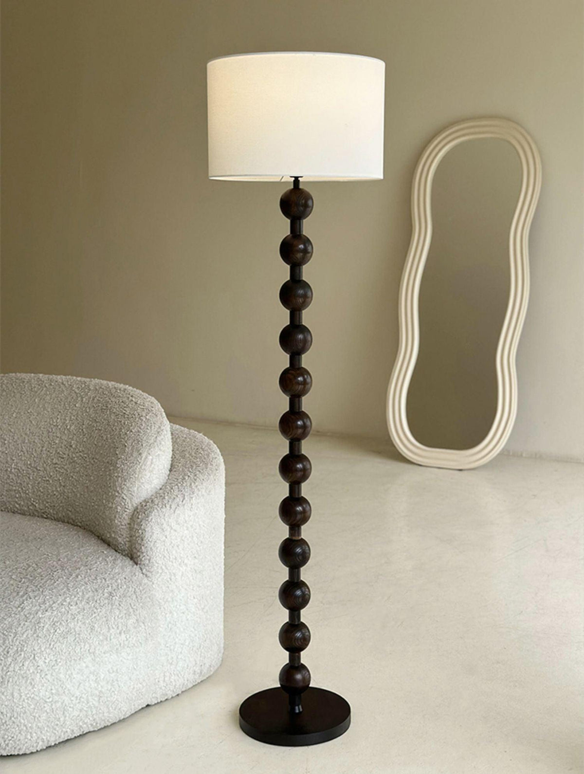 Lampadaire haut avec abat-jour blanc, 160 cm, base en bois naturel, éclairage d'appoint à intensité variable pour chambre, salon, coin lecture, décoration moderne