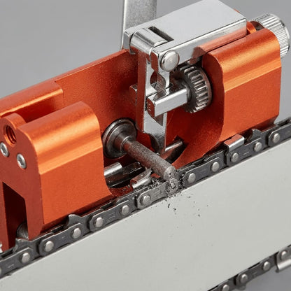Affûteur de tronçonneuse compact, construction métallique durable