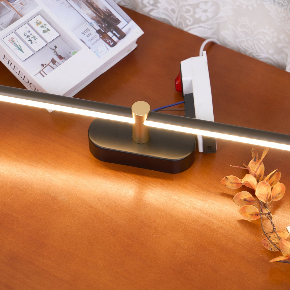 Metal Picture Light with Integrated LED 27-Inch to 50-Inch Artwork Accent Fixture Warm Glow for Gallery Walls & Hallways Modern Slim Profile